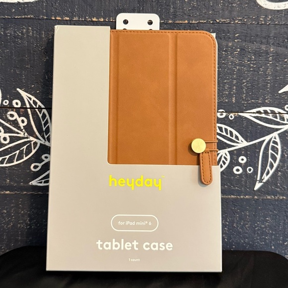 Apple iPad Mini Folio Faux Leather Case - heyday™ Brown 6 - Picture 1 of 5